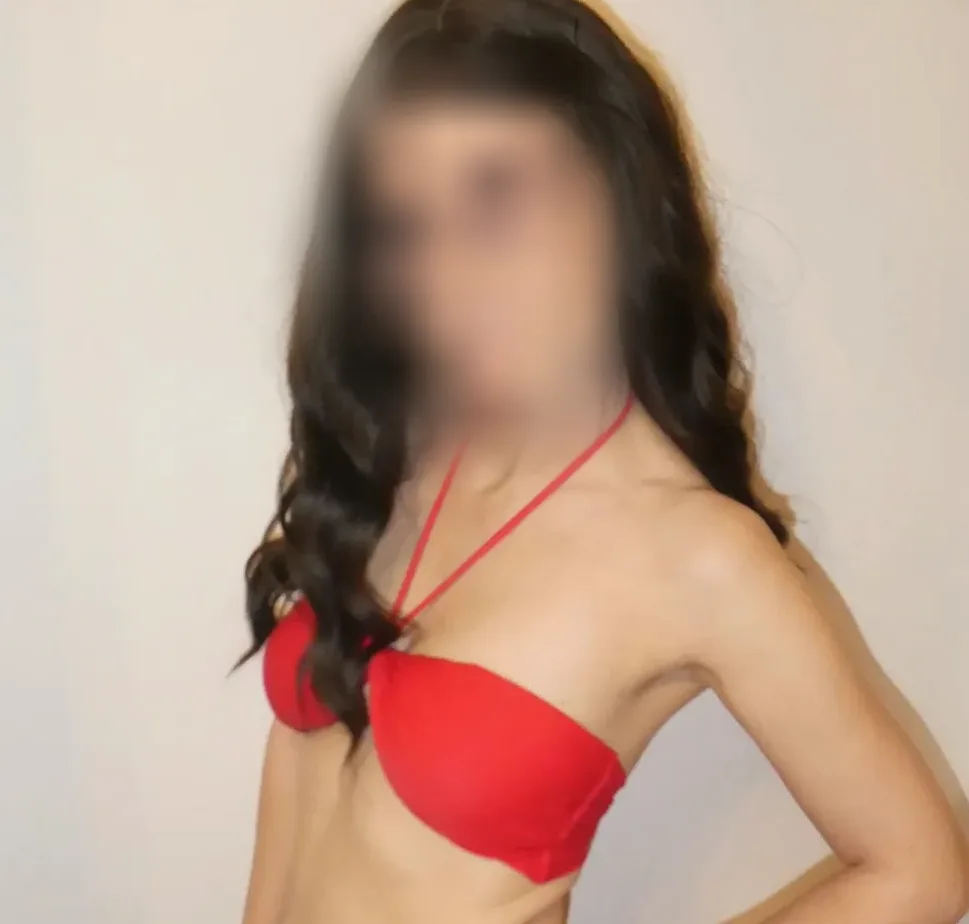 Isla, 26