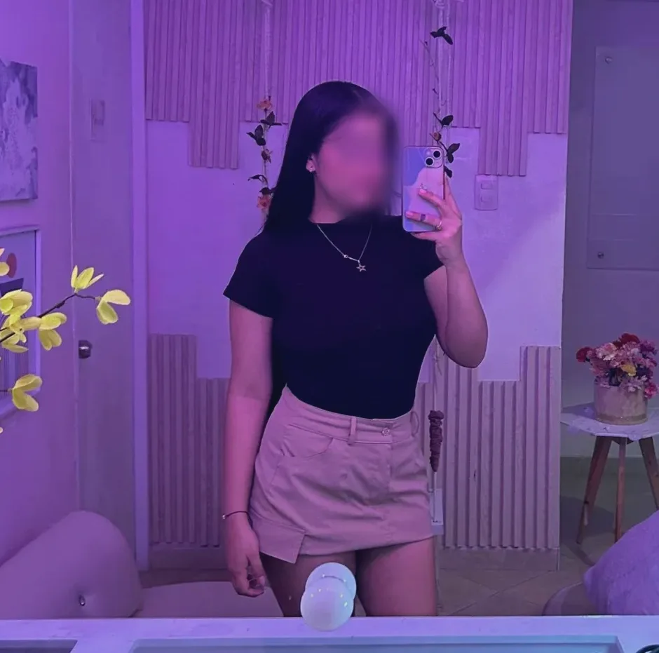 Neha, 23