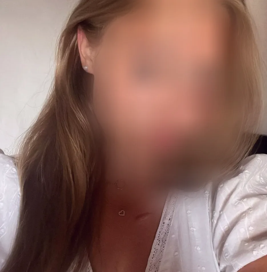 Tiana, 19