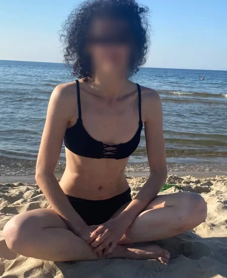 Yasmin, 26